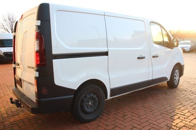 Kastenwagen RENAULT Trafic Kasten L1H1 3,0t  Automatik Motorschaden