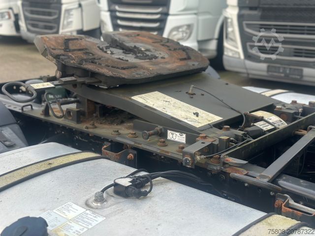 Volumen SZM MAN TGX 18.500 X-LOW Verstellbare Kupplung ACC LGS