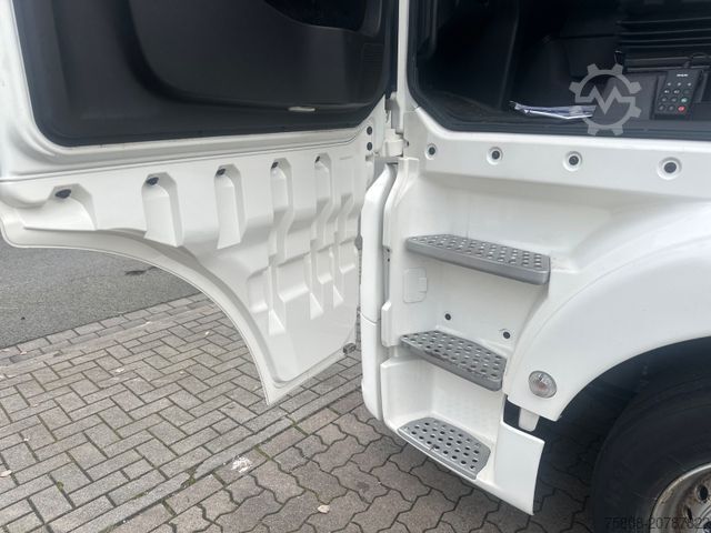 Volumen SZM MAN TGX 18.500 X-LOW Verstellbare Kupplung ACC LGS