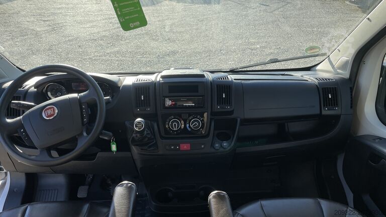 Wohnwagen/Wohnmobil Fiat Weinsberg Carabus 600 K | 4 Posti Letto | Completamente Attrezzato