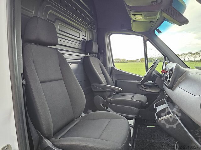 MERCEDES-BENZ SPRINTER 311 MERCEDES-BENZ SPRINTER 311