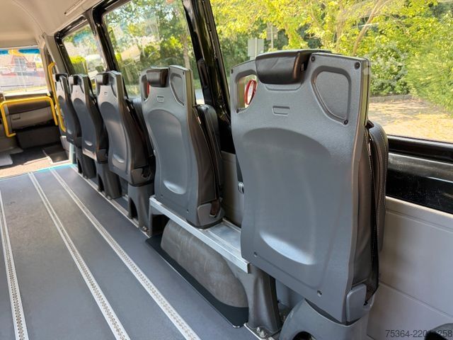 Minibus VOLKSWAGEN Crafter 2.0 Tdi 84 kw L3H2 9Sitze Klima Tempomat