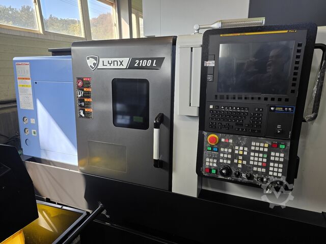 2 AXIS CNC LATHE DN Solutions LYNX 2100 LC