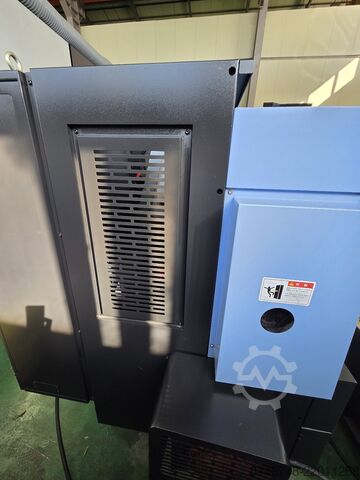 2 AXIS CNC LATHE DN Solutions LYNX 2100 LC