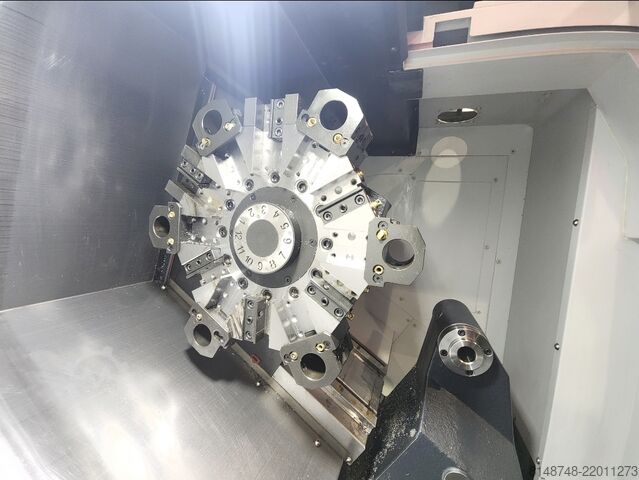 CNC LATHE DN Solutions LYNX 2100A