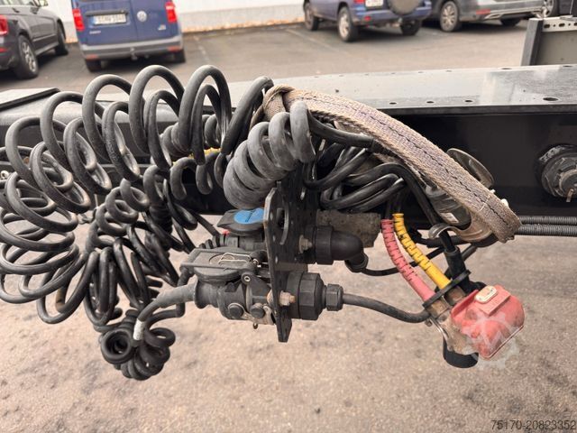 Open trailer KRONE ZZ  6.520mm BPW-Achsen 50er Öse