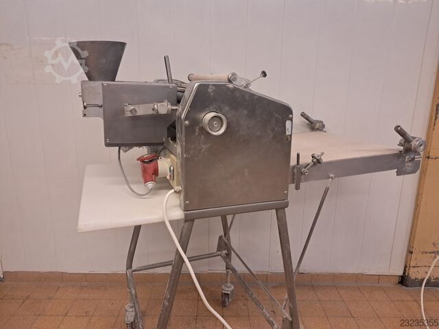 Hörnchenformmaschine, Baguetteformmaschine  