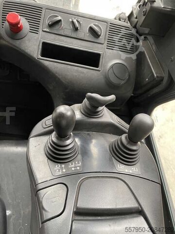 Gabelstapler Linde E 30 Triplex Doppelzusatzhydraulik