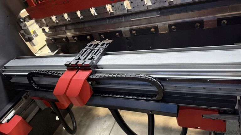 Hydr. Abkantpresse AMADA HFE80/25  2500 x 80 to