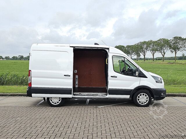 High-roof van FORD TRANSIT 2.0 L2H2 Automaat Euro6!