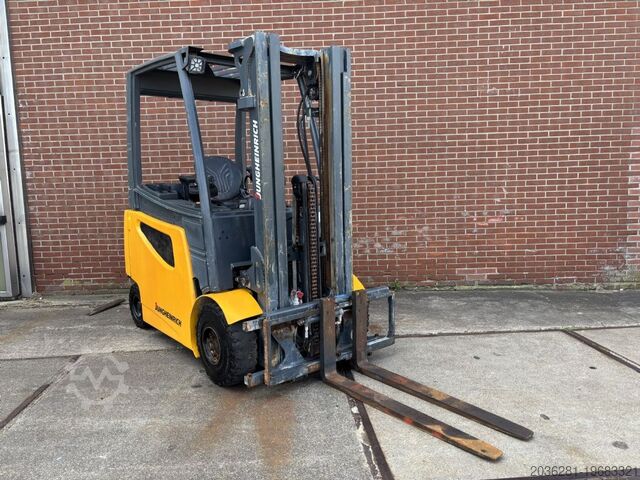 Electric 4-wheel forklift Jungheinrich EPC5000