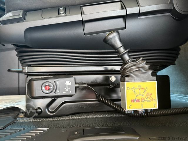 Standard SZM MERCEDES-BENZ ACTROS 1846 4x4 HAD Eur 6 Kipphydraulik Retarder