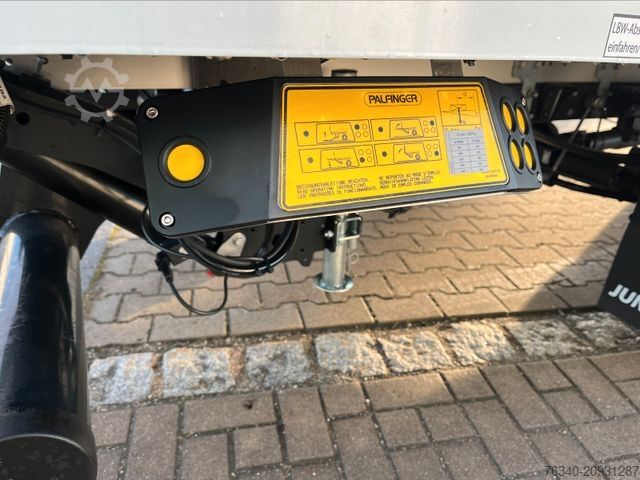 Box van IVECO Daily 35S16A8*KOFFER*LBW*HI-MATIC*