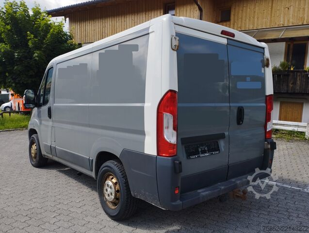 Kastenwagen Citroën Jumper II 2,0 Blue Hdi 110
