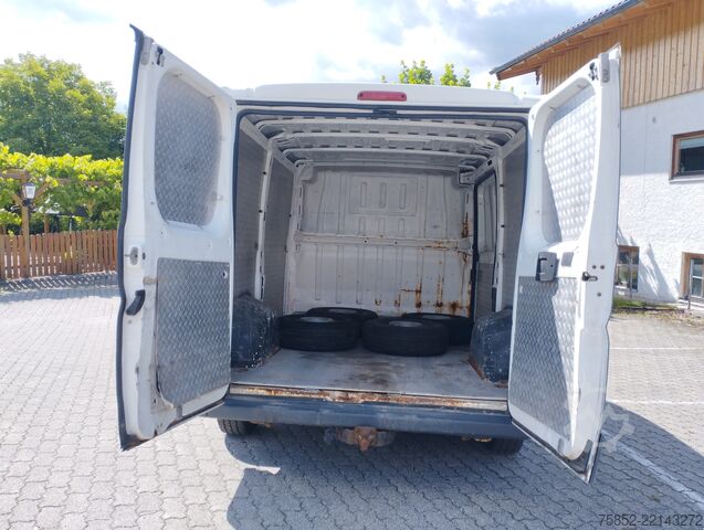 Kastenwagen Citroën Jumper II 2,0 Blue Hdi 110