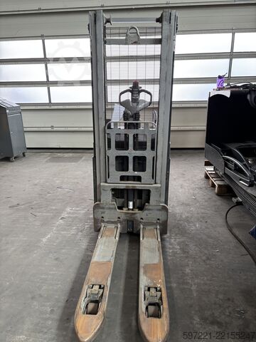 Pallet Stackers Still EXD-SF20