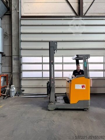 Schubmaststapler Jungheinrich ETV 214