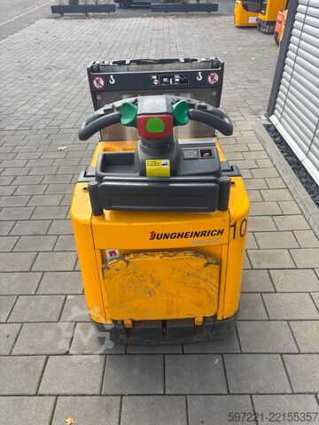 Pallet Stackers Jungheinrich ERD 220 --> Batterie aus 2019!