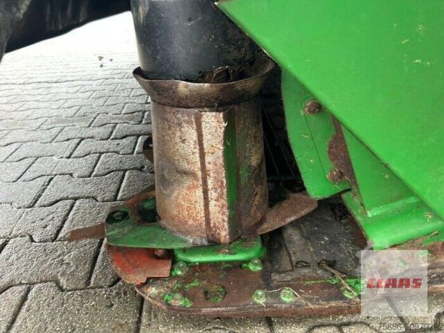 Mowing machine John Deere GEBR. JOHN DEERE 331 MÄHWERK