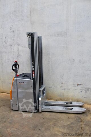 Stacker Still EXV 20 