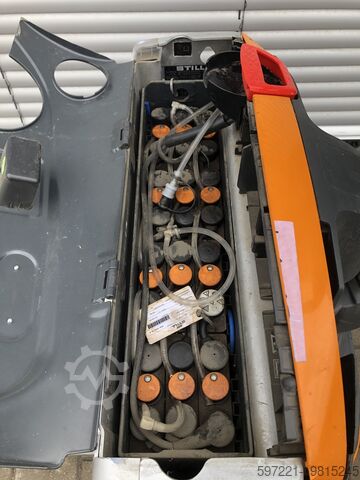 Electric Pallet Trucks Still EXU16