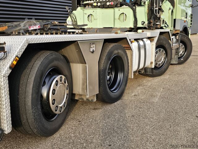 Standard-SZM DAF CF 85.410 / HIAB 70TM + JIB / 8X2 / KRAN/CRANE