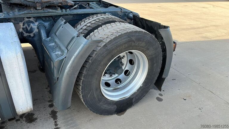 Standard tractor Scania 124-420 Topline (MANUAL GEARBOX / BOITE MANUELLE)