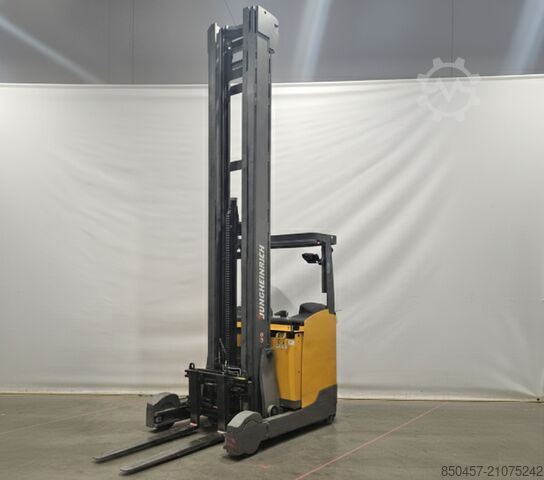 Reach Trucks Jungheinrich ETV320 11m/ 2020yy/ 10963mh