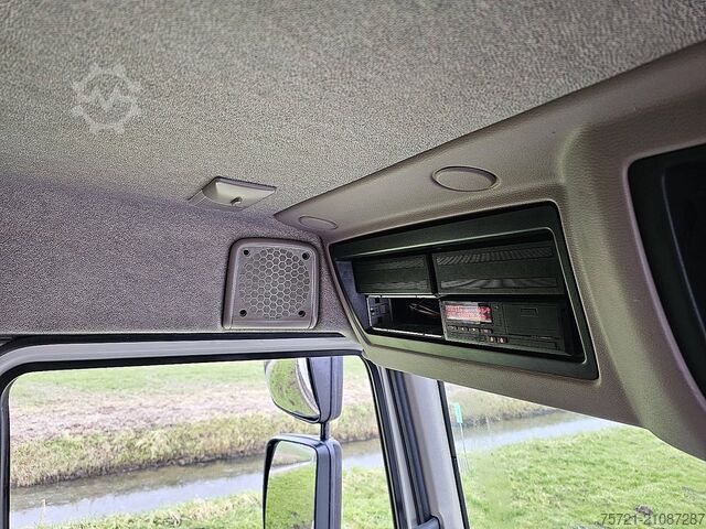 Schiebeplane DAF LF 290 16T TAILLIFT AIRCO