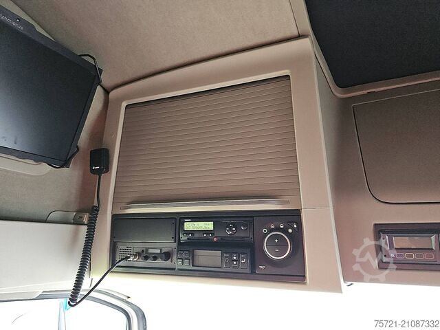 Fahrgestell mit Fahrerhaus VOLVO FH 500 6x2*4