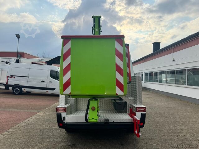 Aerial work platform Renault Steiger France Elévateur 142 TPFc