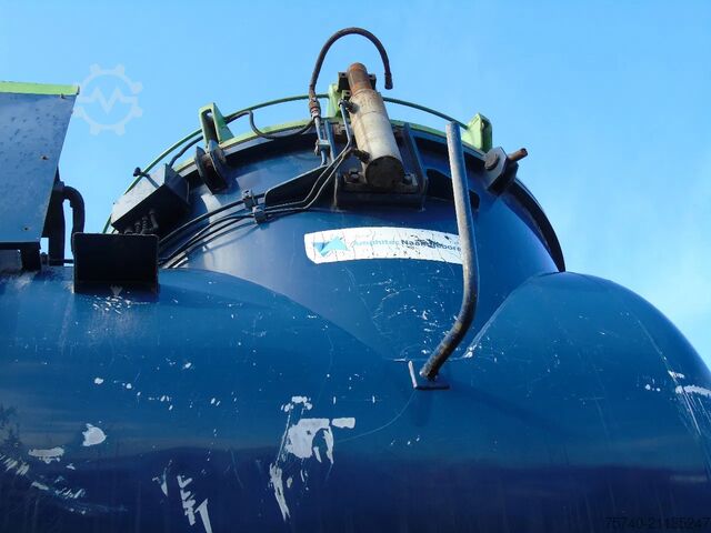 Saugfahrzeug Volvo FM 340 + NAAKTGEBOREN 15.000L + 8x4 + tipper