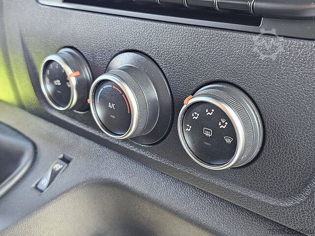 High-roof van RENAULT MASTER T35 ac dubbellucht EURO6