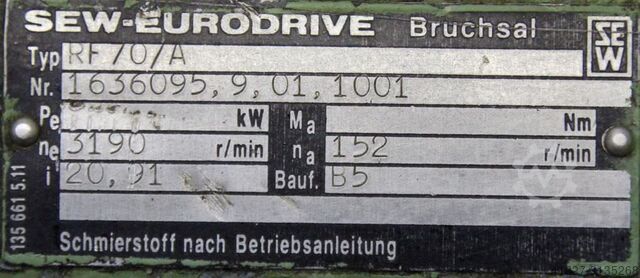 Gear motor 2.9 kW 152 rpm SEW-EURODRIVE RF70GN112M
