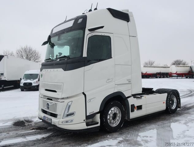 Standard SZM Volvo FH 500 Aero TC Leder Alufelgen LED Retarder
