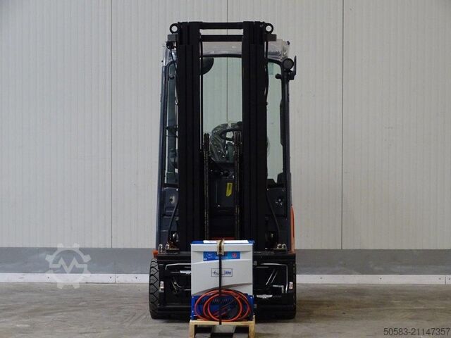 Elektro 3 Rad-Stapler Toyota 8FBEK16T - DEMO - TRIPLEX