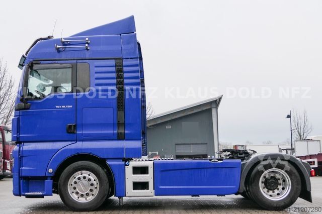 Standard SZM MAN TGX 18.500 Retarder 2-Tanks Navi Euro 6