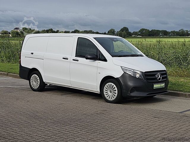 High-roof van MERCEDES-BENZ VITO 116 L2 Mbux Navi Camera!