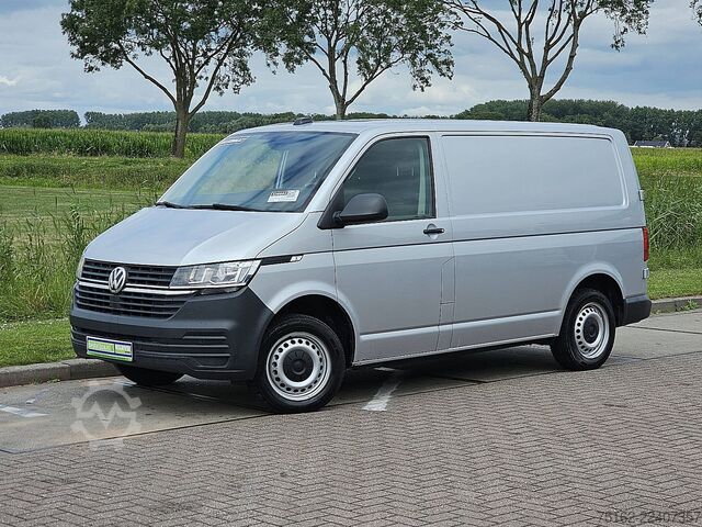 High-roof van VOLKSWAGEN TRANSPORTER 2.0 TDI L1H1 Navi Automaat