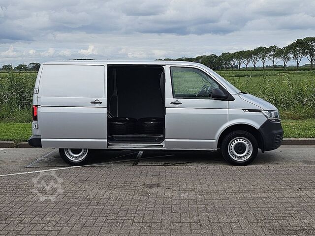 High-roof van VOLKSWAGEN TRANSPORTER 2.0 TDI L1H1 Navi Automaat