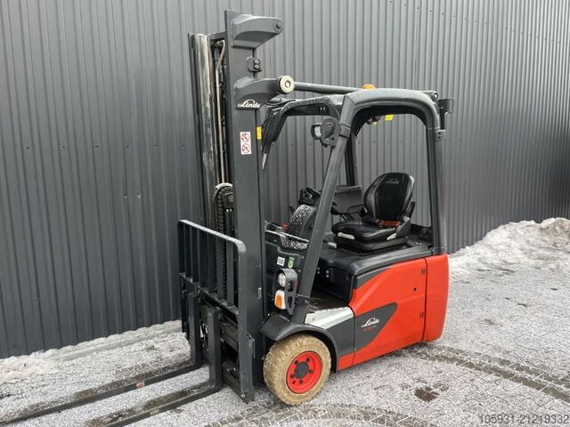 Electric 3-wheel forklift Linde E16C-02