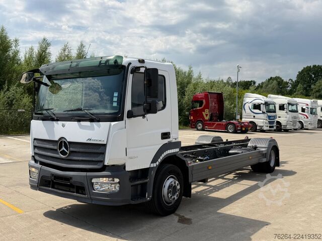Fahrgestell mit Fahrerhaus Mercedes-Benz ATEGO 1224 AUTOMAAT EURO6