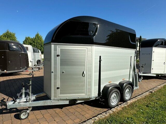 Livestock trailer Sirius S75 S-line Alu 2-Pferdehänger
