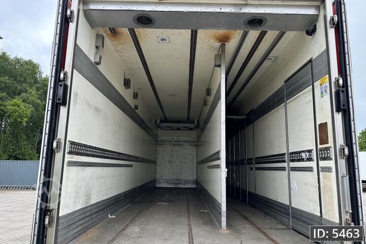 Refrigerated/frozen transport Renault Premium 270 Day Cab, Euro 5, Carrier / side doo...