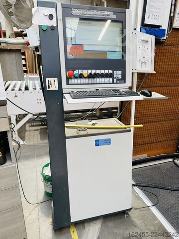 Bearbeitungszentrum mit Durchlauf BIESSE SKIPPER 130