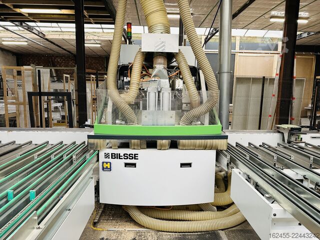 Bearbeitungszentrum mit Durchlauf BIESSE SKIPPER 130