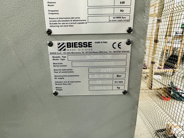 Bearbeitungszentrum mit Durchlauf BIESSE SKIPPER 130