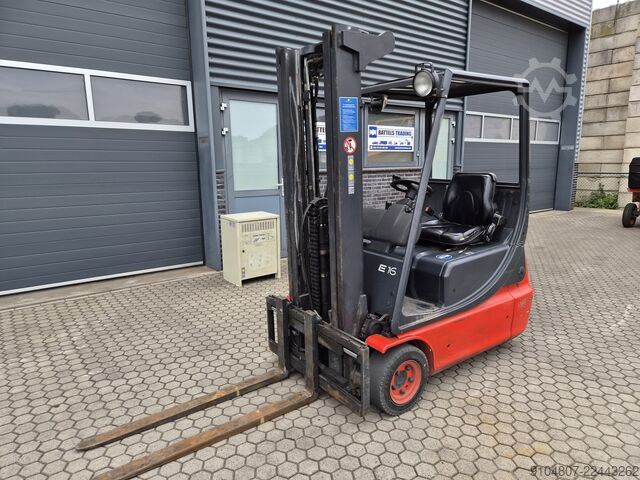 Gabelstapler Linde E16C, Triplex, Freelift & Sideshift.