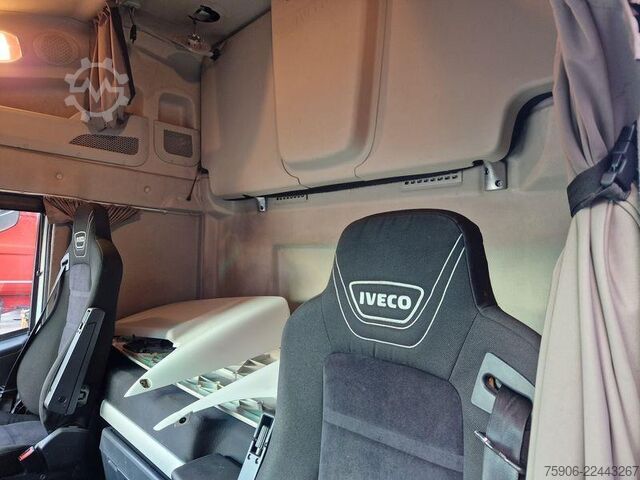 Standard tractor unit Iveco Stralis