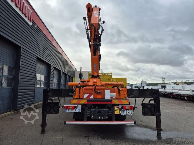 Flatbed truck Volvo FMX